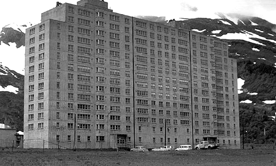 Begich Towers en la historia.